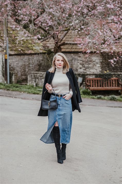 long denim skirt with boots.